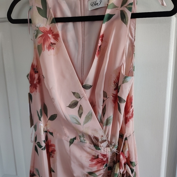 Eliza J Floral Gathered Dress Blush Sz 6 - Picture 9 of 15